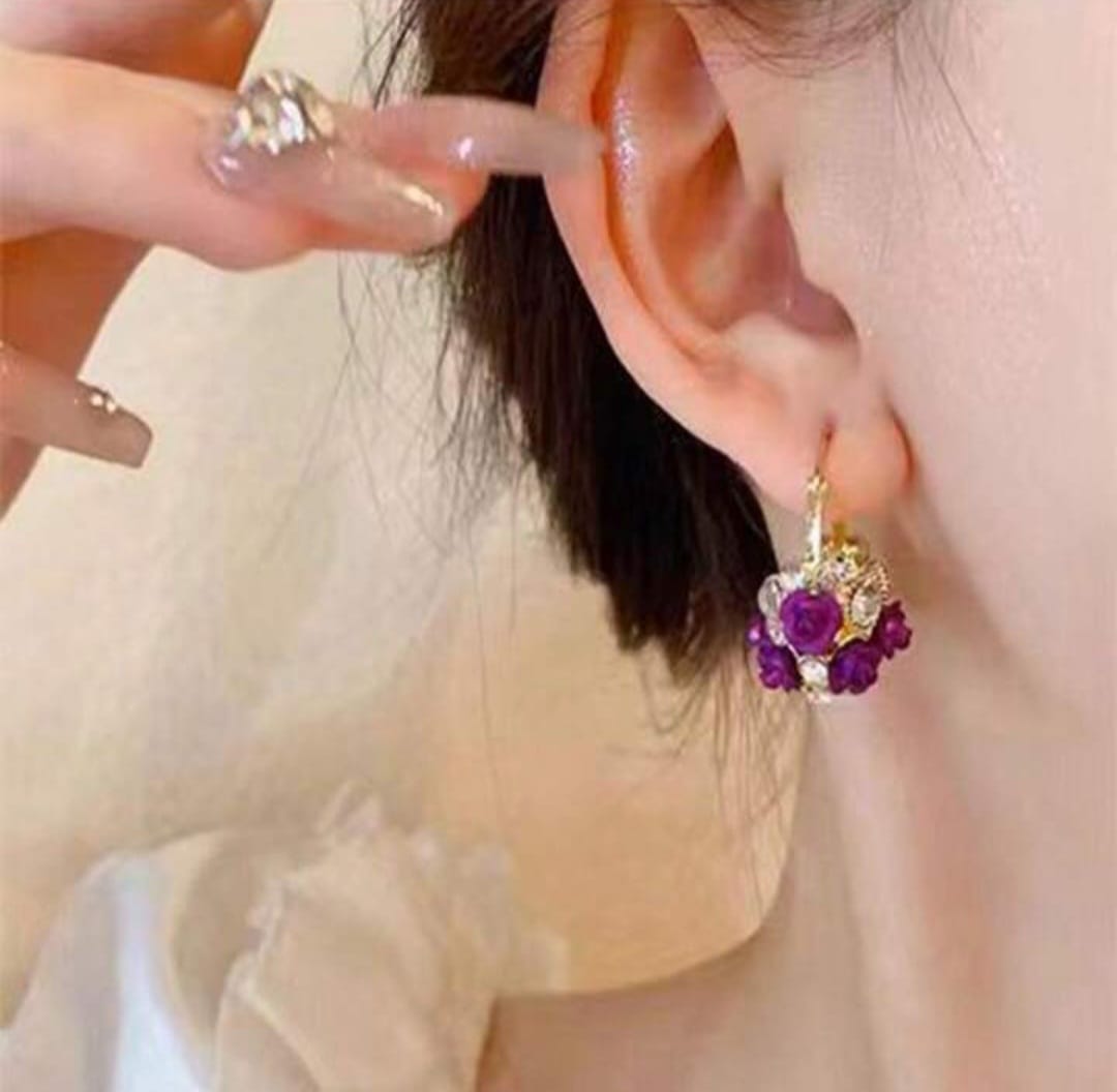 Combo Milán Elegancia Suprema - Collar y Par de Aretes - Colección Europa