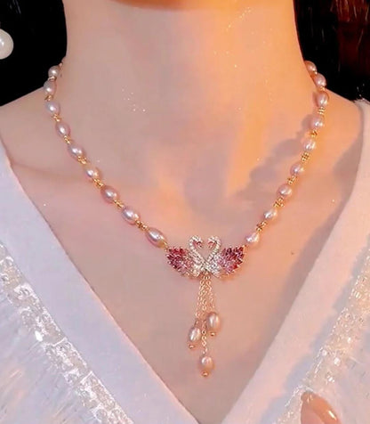 Combo Milán Elegancia Suprema - Collar y Par de Aretes - Colección Europa